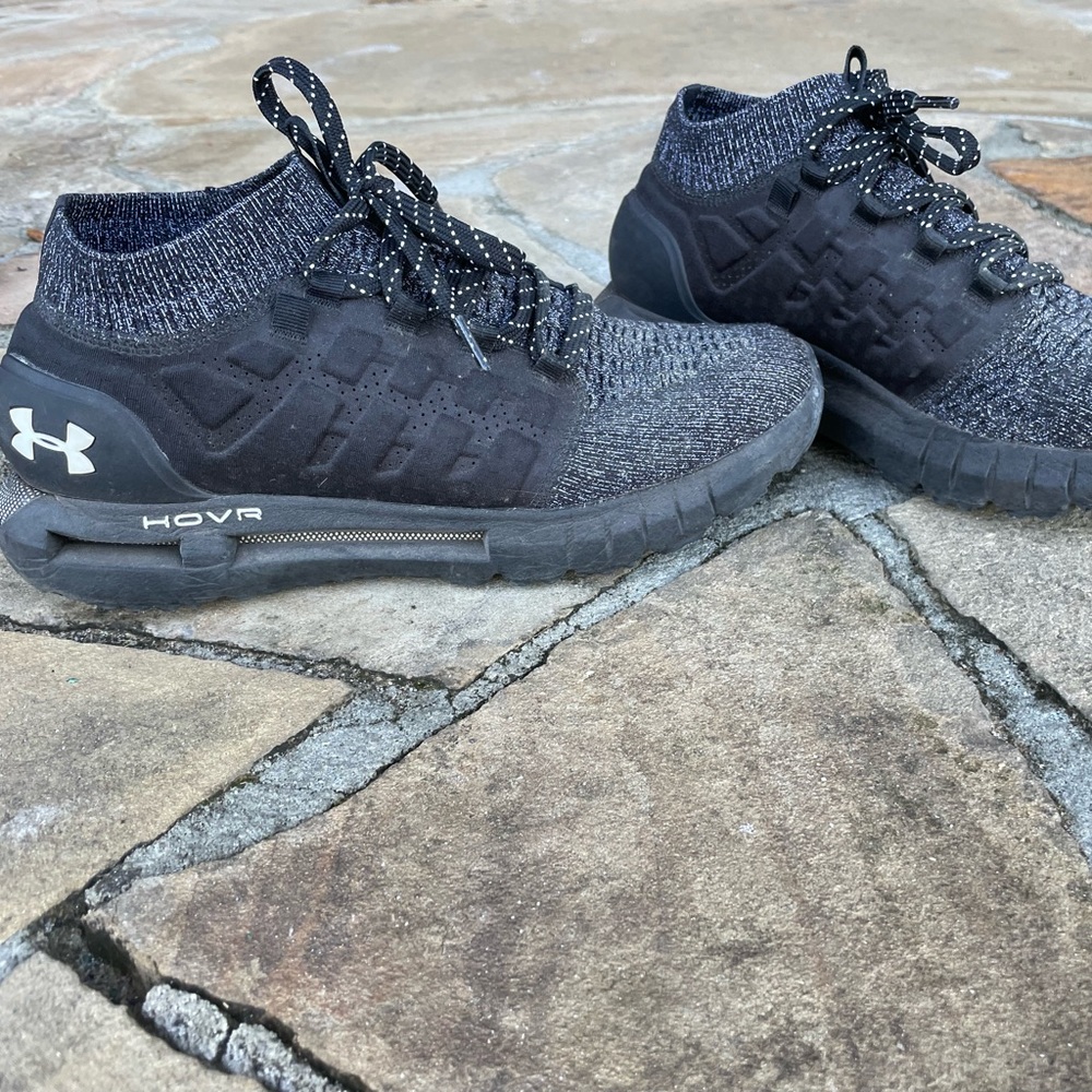 Men’s under armour hovr shoes